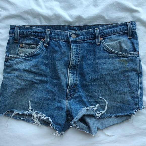 Levi’s denim shorts - Picture 1 of 3